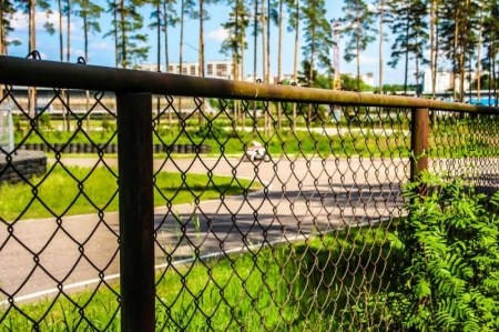 Pose de cl&ocirc;ture &agrave; Marange-Silvange, conseils et &eacute;tapes