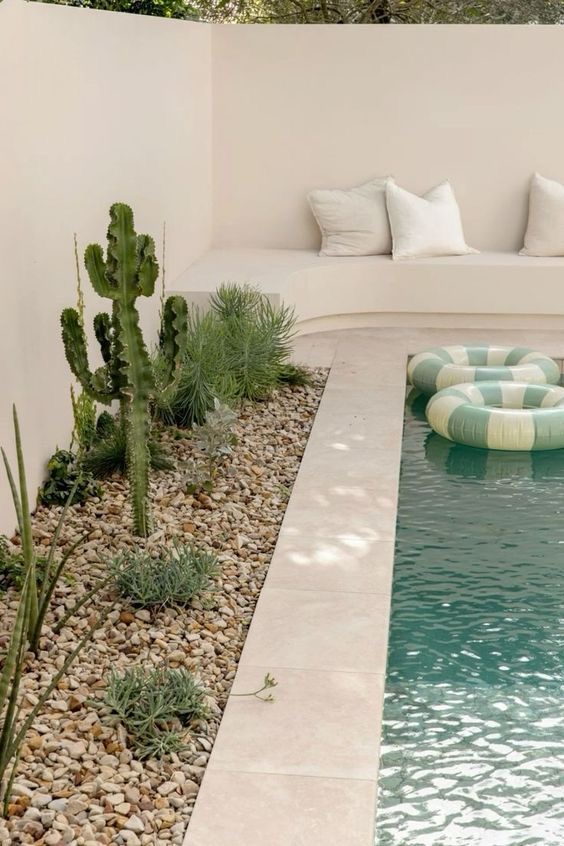 amenagement-paysager-amenagement-exterieurs-installateur-de-piscine-paysagiste-moselle-lorraine-thionville-amneville.jpeg